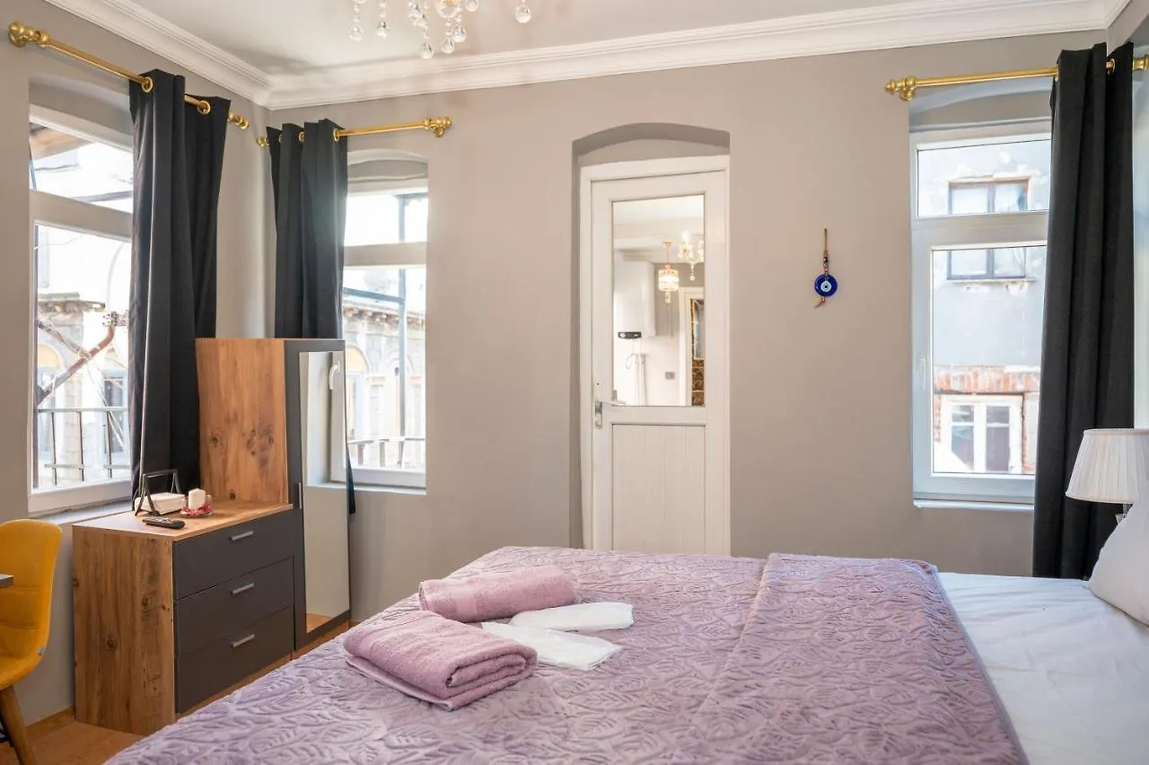 Chanel Suits Istanbul Aparthotel