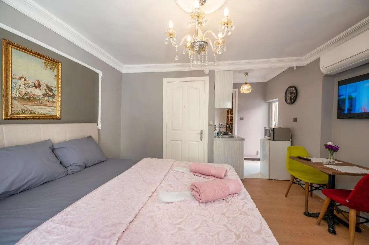 Chanel Suits Istanbul Aparthotel