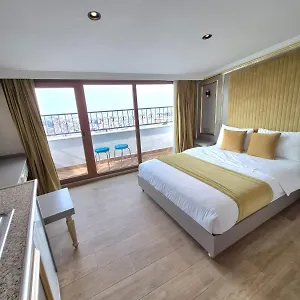  Apart Otel Taksim La Marino